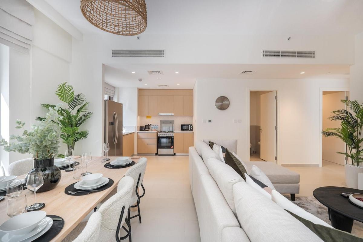 Elegant 4-Bedroom Apartment Perfect For Families In Dubai Creek Harbour Dış mekan fotoğraf